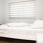 Motel Aura