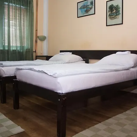 Motel Aura 3*